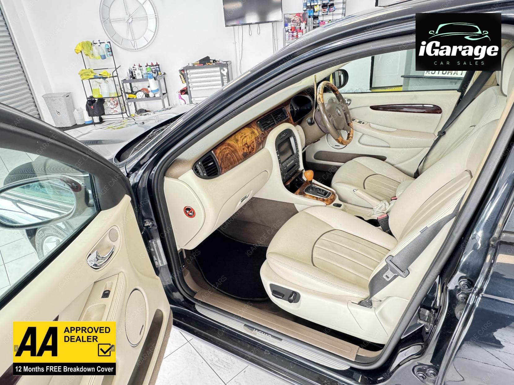 Jaguar X-Type 3.0 V6 Sovereign Saloon 4dr Petrol Automatic (AWD) (249 g/km, 231 bhp)