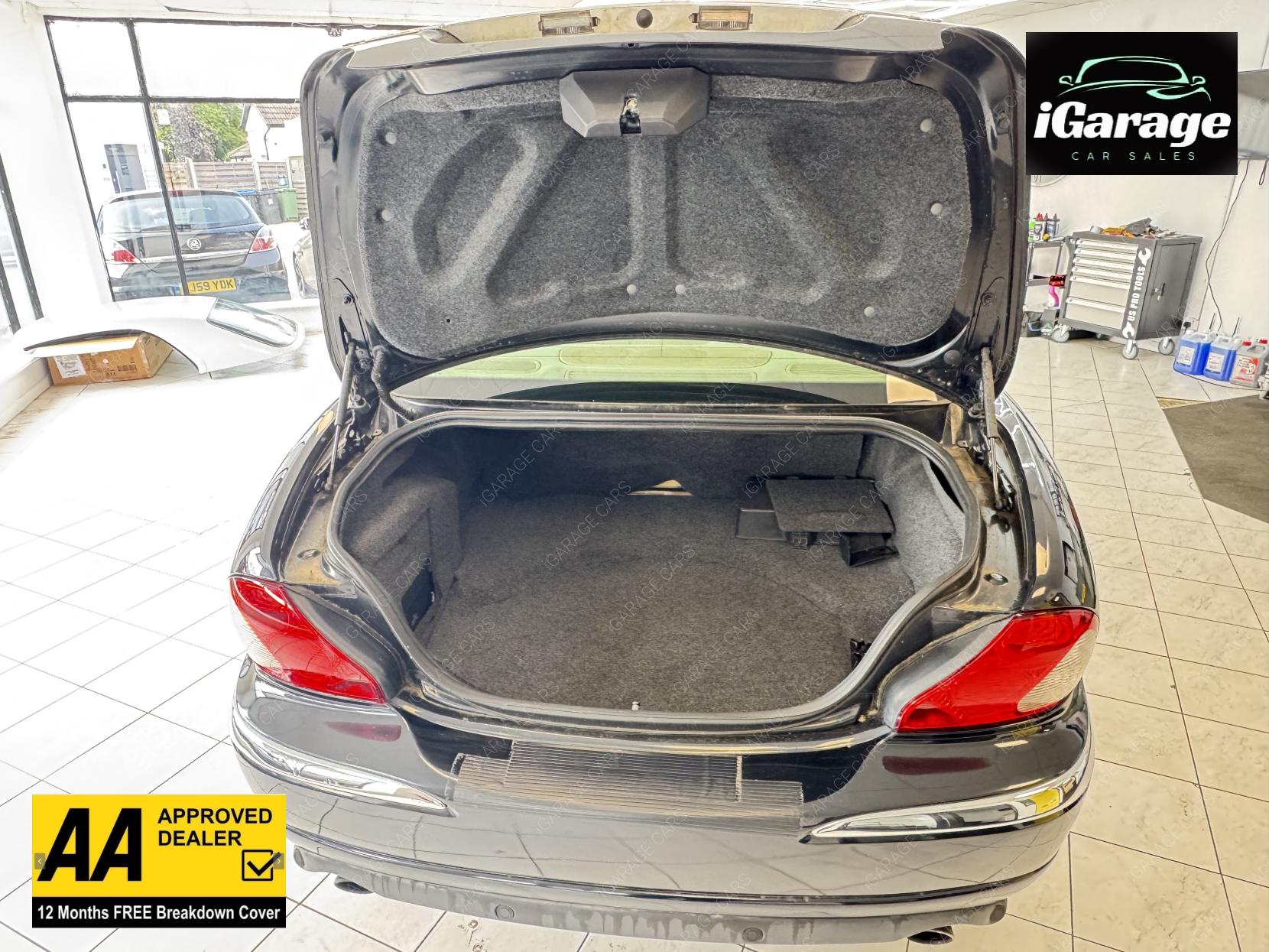 Jaguar X-Type 3.0 V6 Sovereign Saloon 4dr Petrol Automatic (AWD) (249 g/km, 231 bhp)